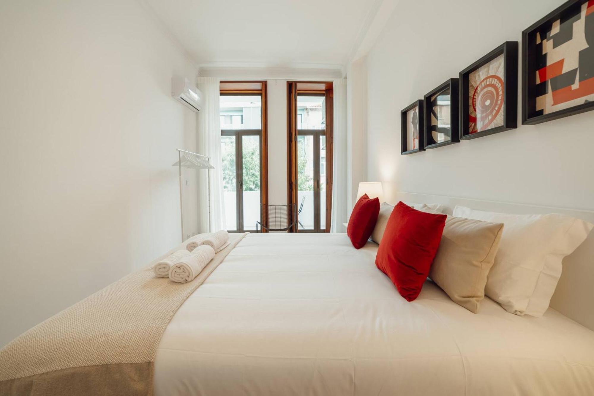 Modern Bonfim By Hosty Apartment Порто Екстериор снимка