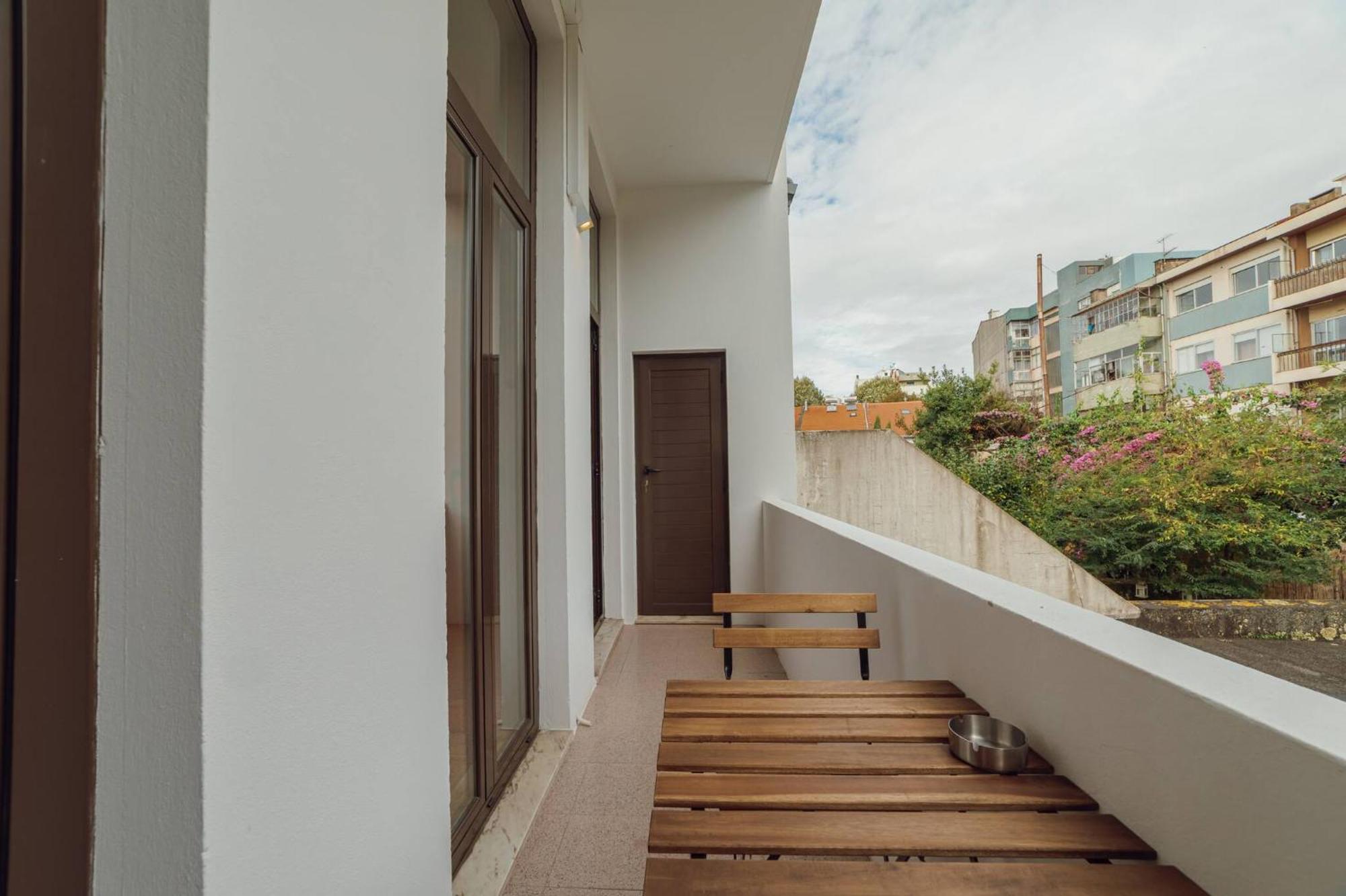 Modern Bonfim By Hosty Apartment Порто Екстериор снимка