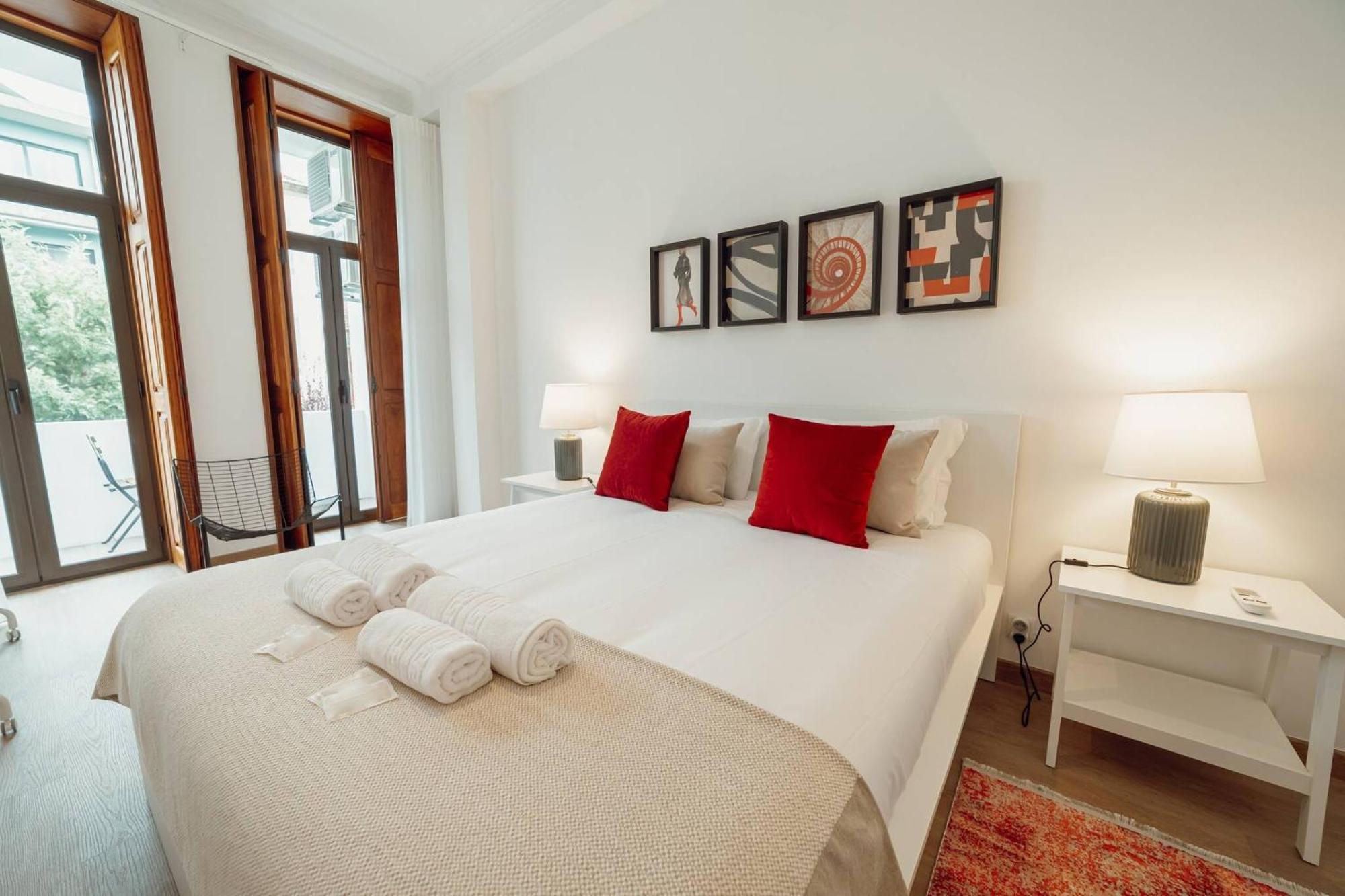 Modern Bonfim By Hosty Apartment Порто Екстериор снимка